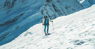 Benedikt Böhm: Ορειβατικό σκι στα όρια για καλό σκοπό