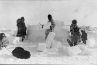 Λαοί: Ίνουϊτ, οι Πρώτοι Εξερευνητές του Παγωμένου Βορρά