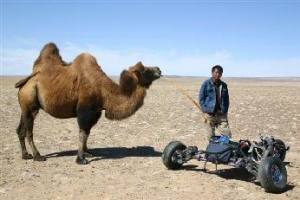 Gobi-kites Expedition 2004: Διασχίζοντας την έρημο Γκόμπι με τη δύναμη του ανέμου