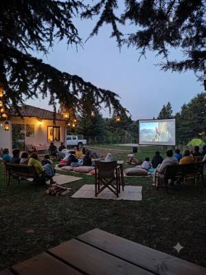 Cine-Base Camp: Μια πρωτοποριακή βραδιά Ορειβατικού Σινεμά κάτω από τα αστέρια στον Γέρακα Ξάνθης!