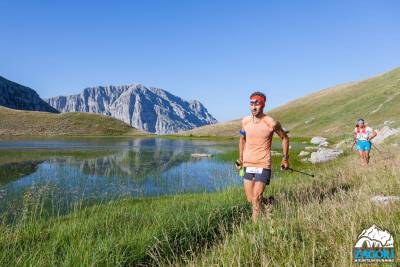 “Το ταξίδι είναι μέσα στον αγώνα”: Ο Κωνσταντίνος Γιαννόπουλος μας μιλάει για το ορεινό τρέξιμο και την σημαντική του πορεία στα μονοπάτια των βουνών!